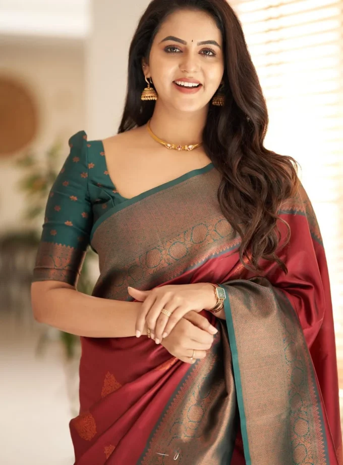Epiphany Maroon Soft Silk Saree With Blouse Piece