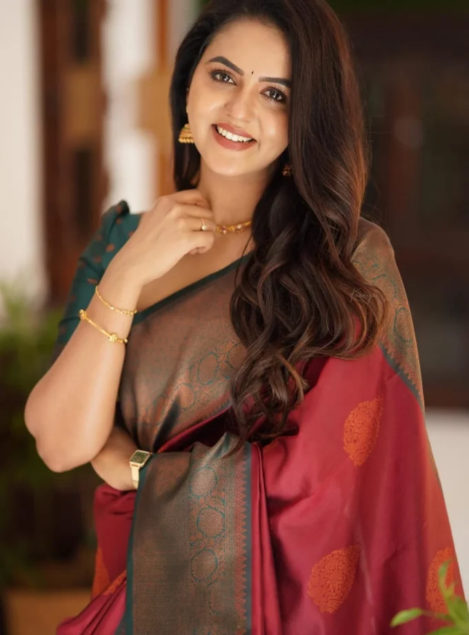 Epiphany Maroon Soft Silk Saree With Blouse Piece