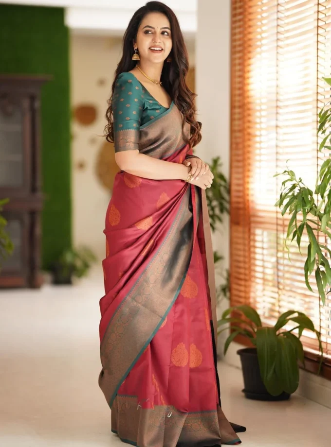 Epiphany Maroon Soft Silk Saree With Blouse Piece
