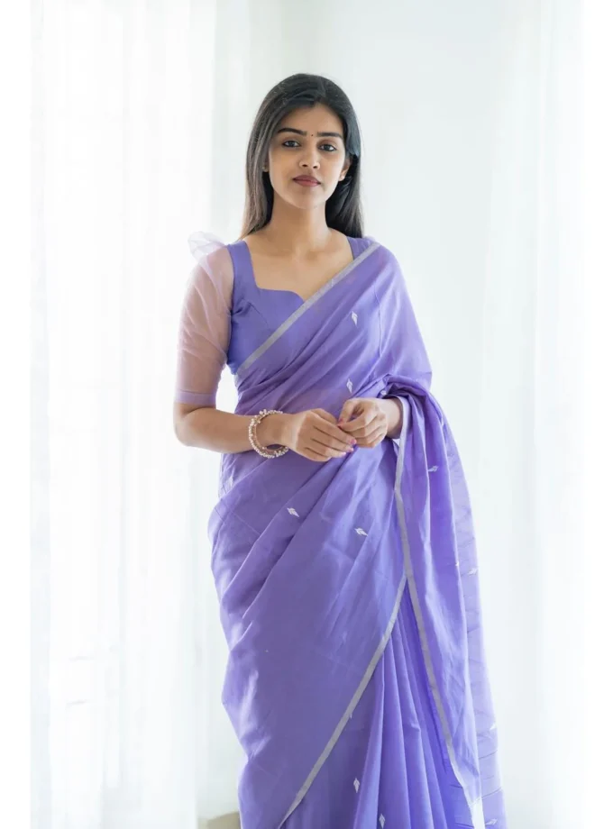 Magnetic Lavendor Cotton Silk Saree With Charming Blouse Piece