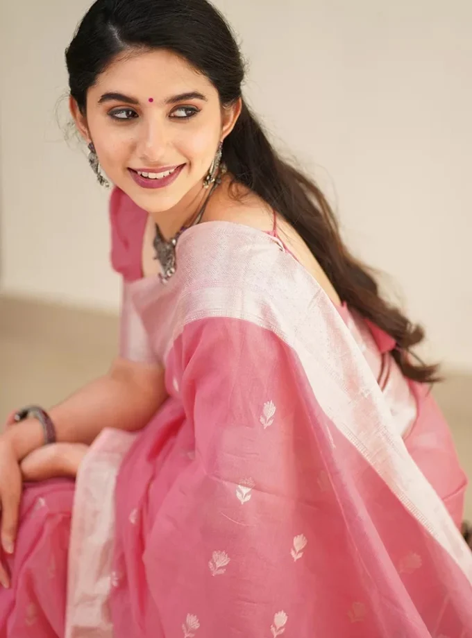 Confounding Pink Silk Saree With Beautiful Blouse Piece