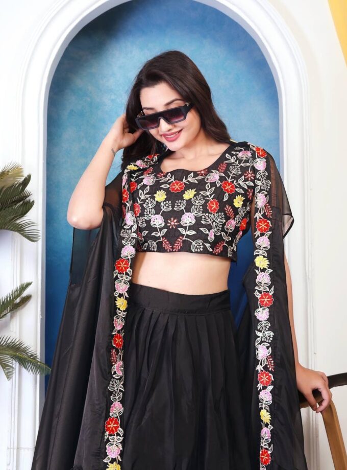 Stylish Black Ethnic Outfit with Designer Blouse
