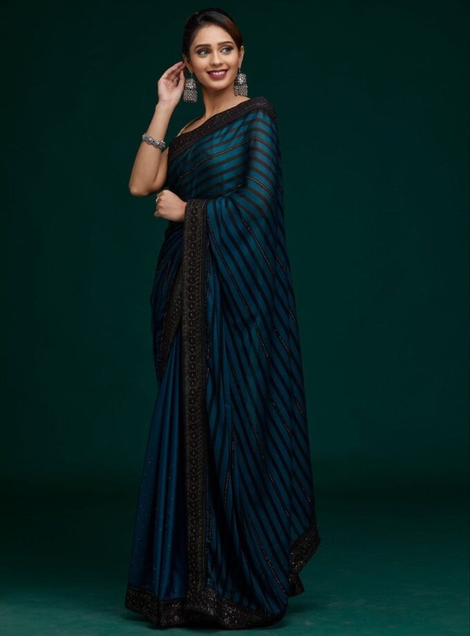 Beautiful Leheriya women design with Hotfix Work