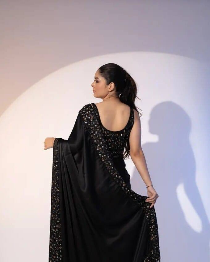 Soft Black Rangoli silk with Thread Work Saree